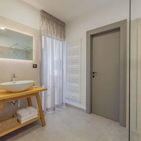 בית נופש Dreamy In Labin With Private Pool And Views *